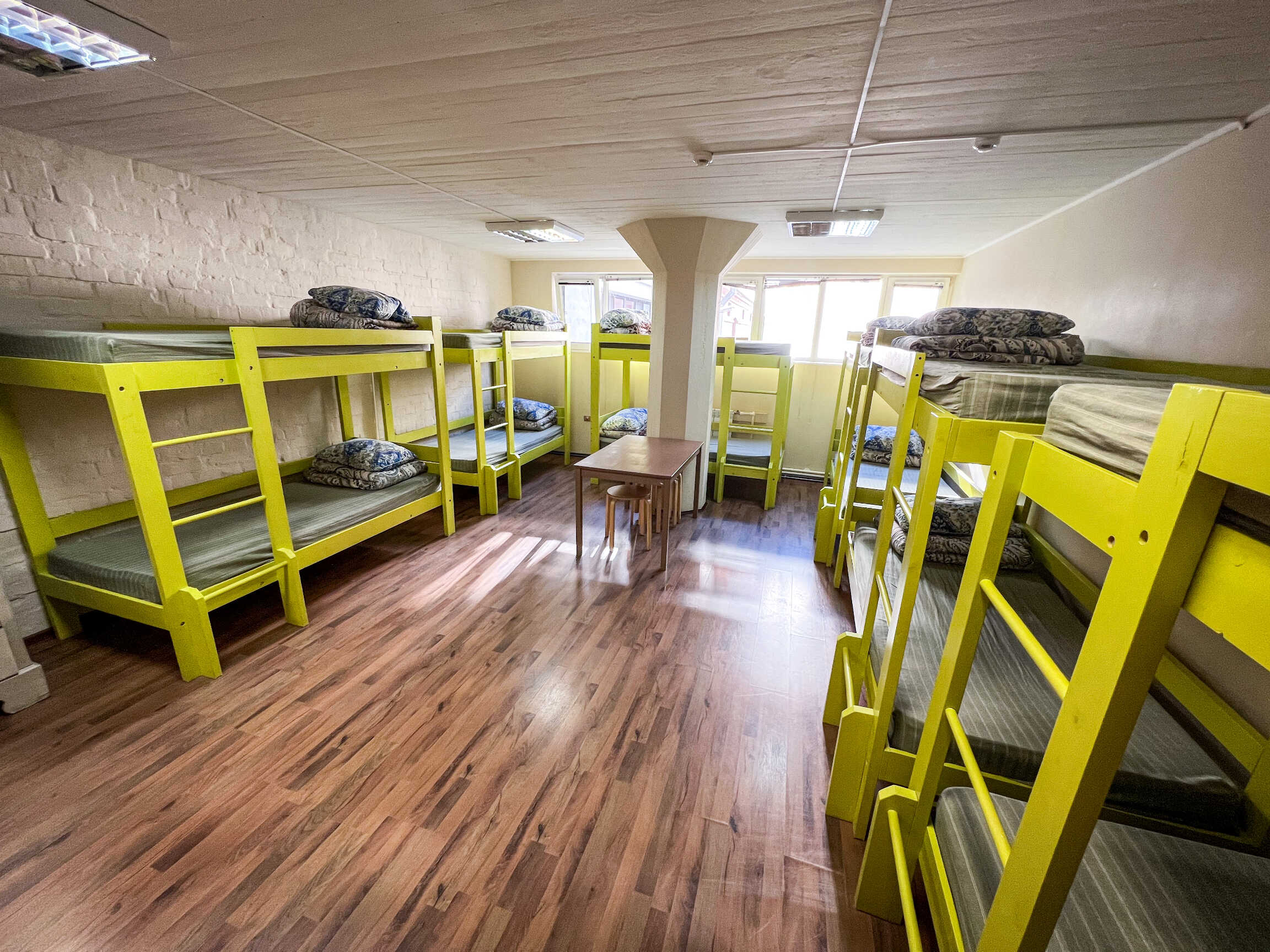 Хостел выборгская 4. Заречный пензенская область хостел. Хостел выборгский. Выборг хостел снаружи. Д4.